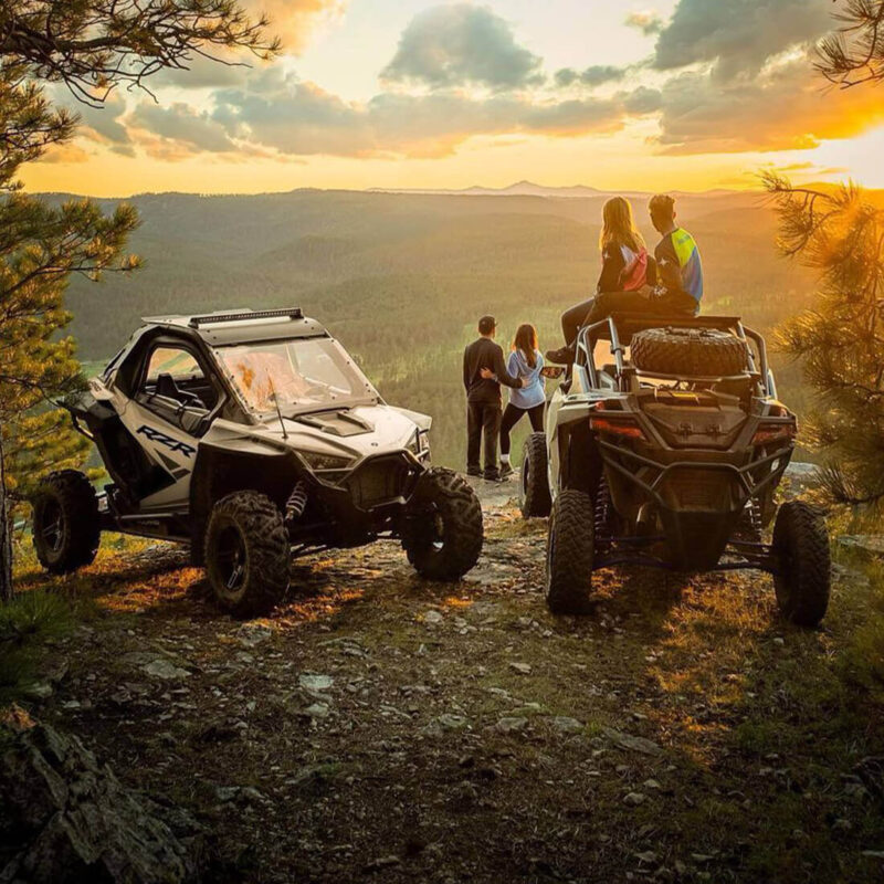 Почивка за 4-ма с каране на UTV в Стара планина – къща за гости Валевци Намаления и отстъпки ЧеренПетък 3