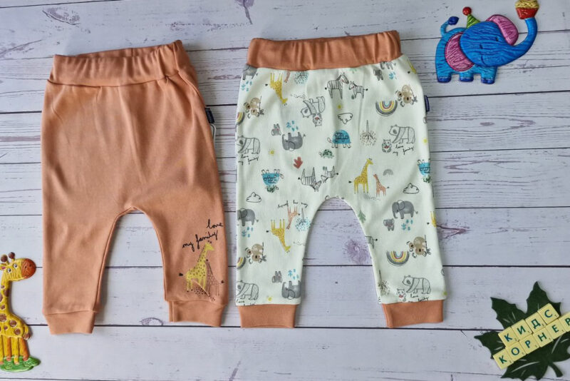 Комплект от двe памучни панталонки Giraffe&Friends Намаления и отстъпки ЧеренПетък
