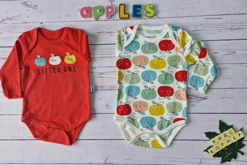 Комплект от две бебешки бодита Apples Red Намаления и отстъпки ЧеренПетък