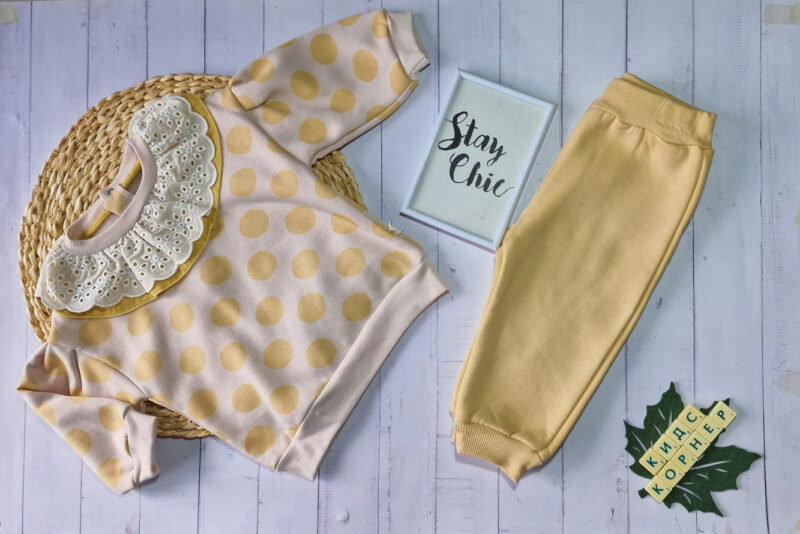 Ватиран бебешки комплект Yellow Dots & Lace Намаления и отстъпки ЧеренПетък