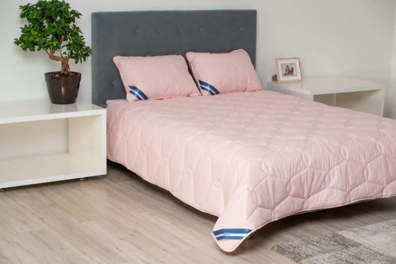Памучна завивка Somnart Bella 200×220см, пълнеж 200гр/м2, лятна, розова Намаления и отстъпки ЧеренПетък
