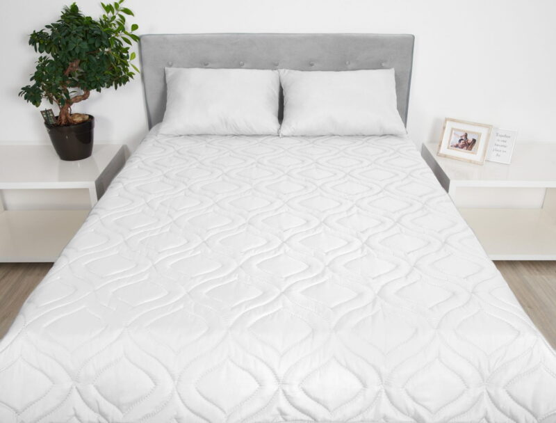 Капитониран юрган 200×220 Somnart Belina, микрофибър, може да се пере в пералня, вакуумирана, лятна, бяла Намаления и отстъпки ЧеренПетък