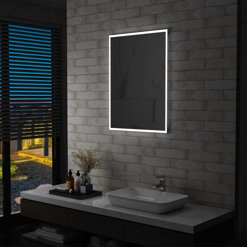 Sonata LED стенно огледало за баня, 60×80 см Намаления и отстъпки ЧеренПетък 3