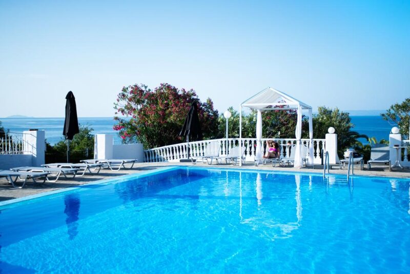 Last minute! 3 нощувки, All Inclusive в хотел Bianco Olympico 4*, Халкидики, Гърция през Май! Намаления и отстъпки ЧеренПетък