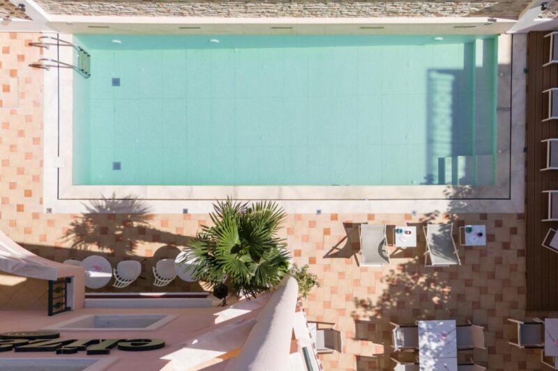 3 нощувки със закуски в Eliza Hotel 4*, Олимпийска ривиера, Гърция през Септември и Октомври! Намаления и отстъпки ЧеренПетък 3