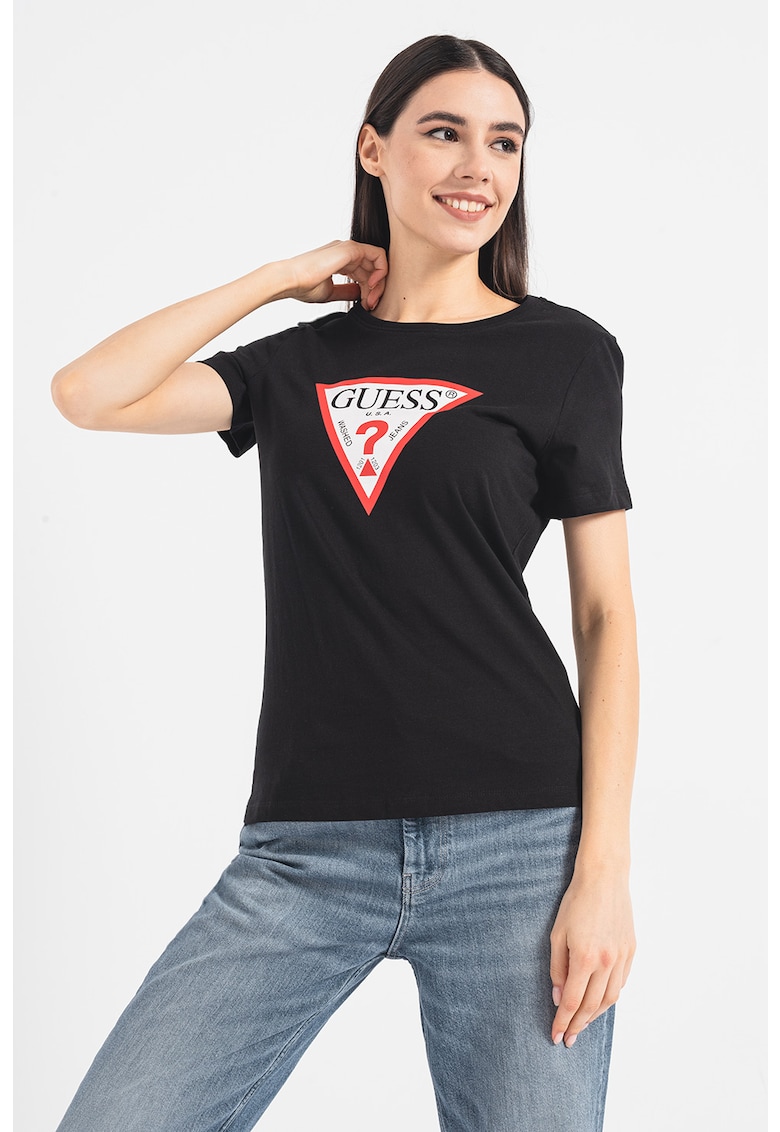 Памучна тениска с лого: Идеалният избор за стилен и удобен ежедневен облек 1 / Други / Памучна тениска с лого: Идеалният избор за стилен и удобен ежедневен облек