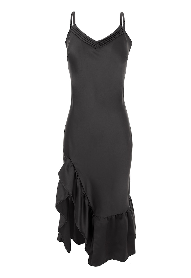 / Други / Рокля с набирания: Елегантност и стил за всеки повод