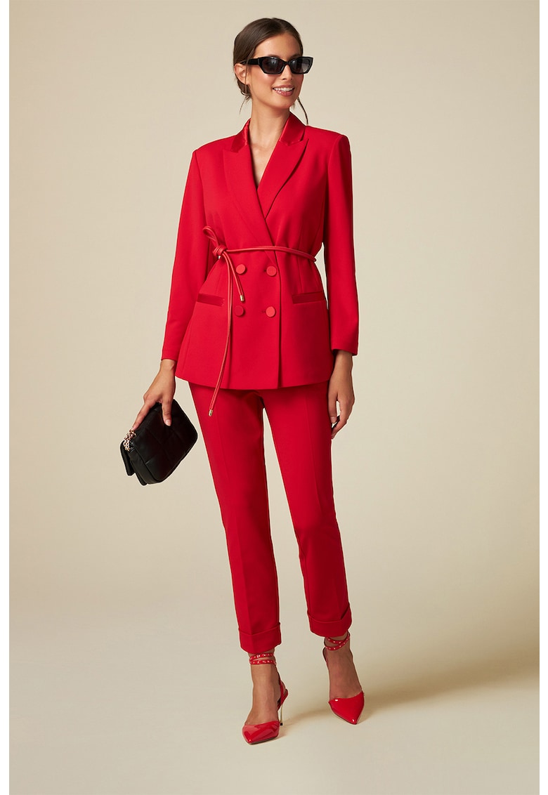 Сако с двуредно закопчаване: Елегантност и стил за всеки повод 1 / Други / Сако с двуредно закопчаване: Елегантност и стил за всеки повод