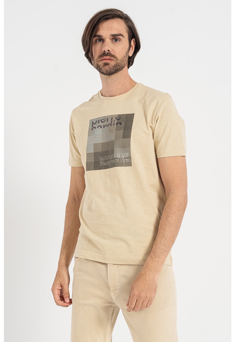 Тениска с паднали ръкави: Стилен и удобен избор за всеки ден 1 / Други / Тениска с паднали ръкави: Стилен и удобен избор за всеки ден