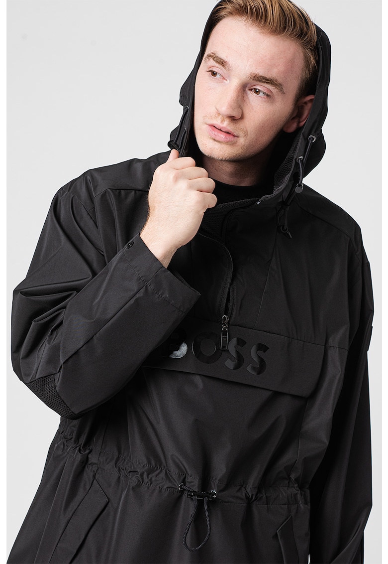 Яке с качулка и регулируема талия: Стилен и функционален избор за всеки сезон 1 / Други / Яке с качулка и регулируема талия: Стилен и функционален избор за всеки сезон