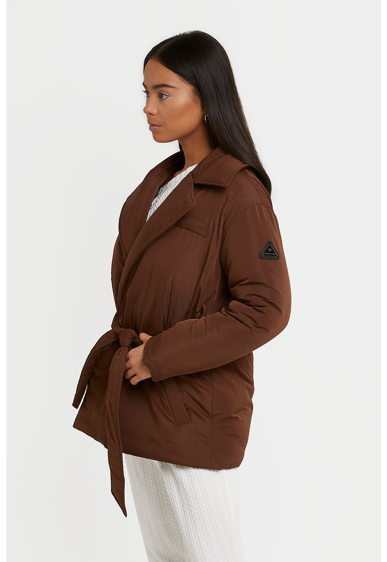 Зимно яке с яка и ревери - Идеалният избор за стилна и топла зима 1 / Други / Зимно яке с яка и ревери - Идеалният избор за стилна и топла зима