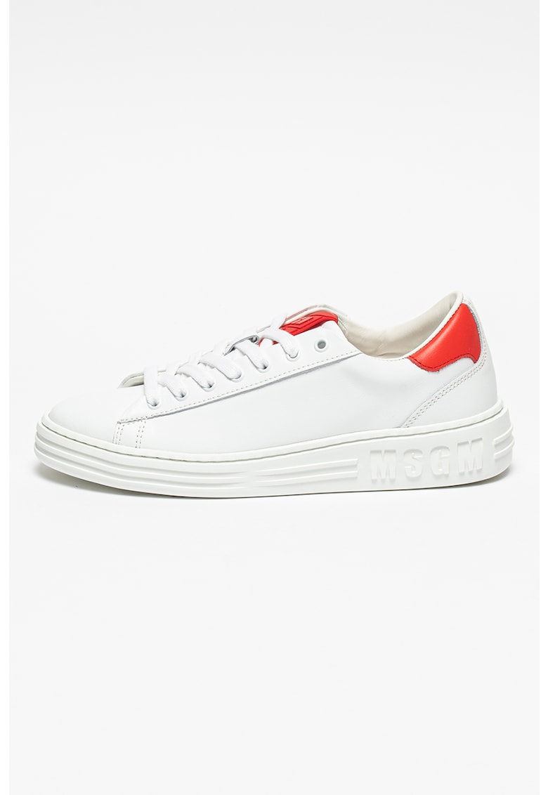 / Други / Кожени спортни обувки с контрасти: Стил и комфорт в едно