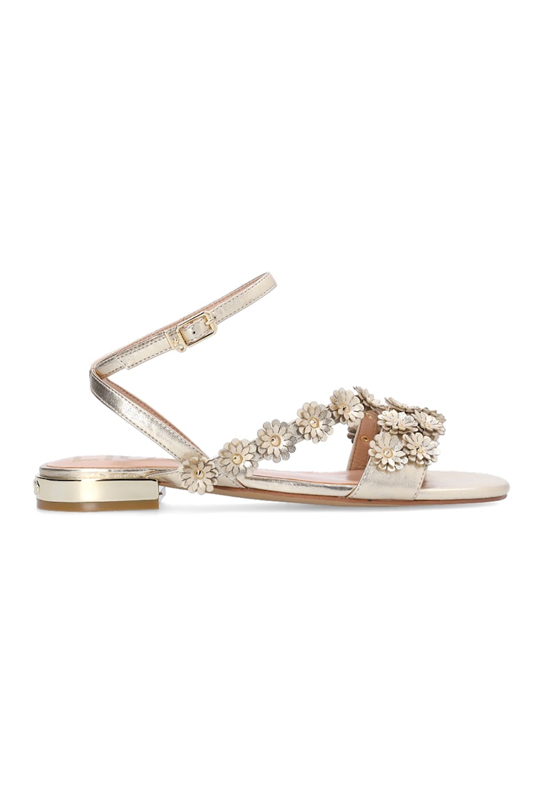 / Други / Сандали с флорални апликации: Елегантност и стил за вашите лятни дни