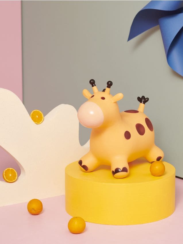 Sinsay Оранжева Играчка – Перфектният Избор за Вашето Дете 1 / Други / Sinsay Оранжева Играчка – Перфектният Избор за Вашето Дете