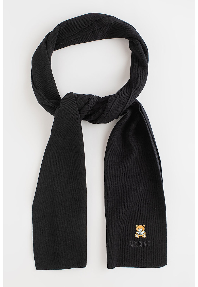 Вълнен шал с лого с мече – Идеален избор за стил и топлина 1 / Други / Вълнен шал с лого с мече – Идеален избор за стил и топлина