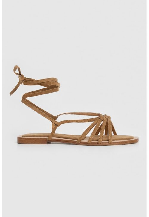 Сандали от еко велур с каишки