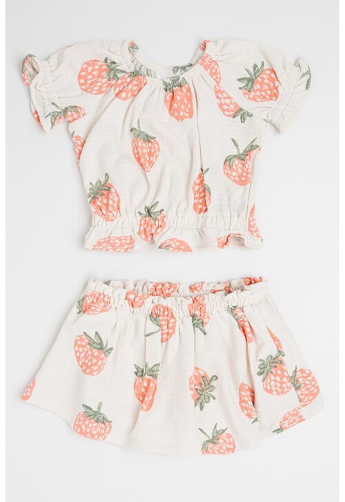 Тениска и скорт в модерни цветове