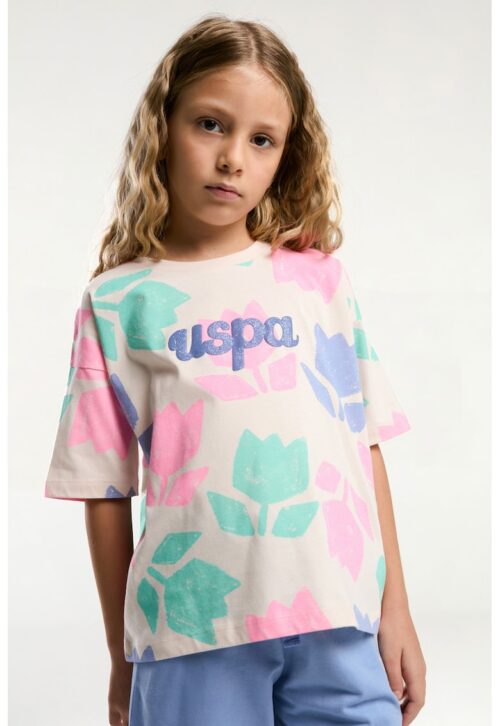 Комплект тениска и шорти – светлосин и светло бежов цвят