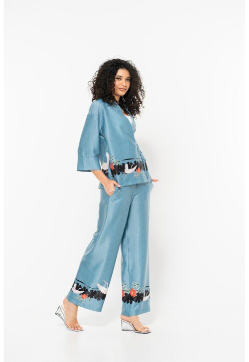 Десенирана риза Brigita в прашно синьо с паднали ръкави