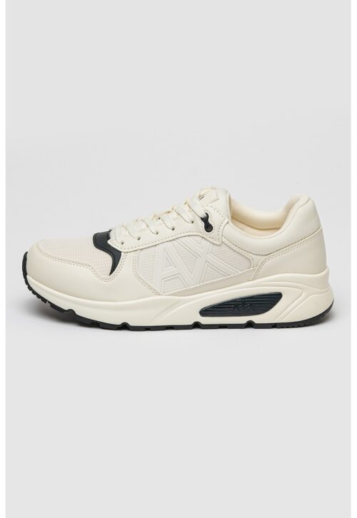 спортни обувки с контрасти в бял и антрацитно сив цвят