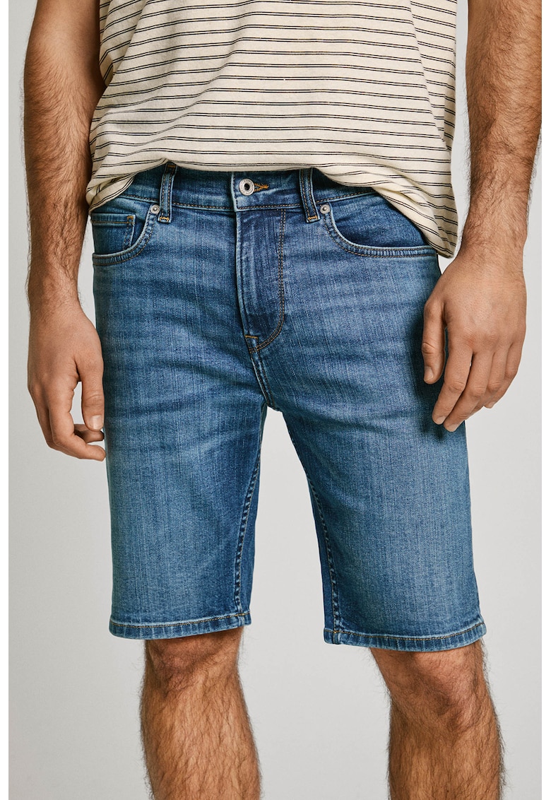 Pepe Jeans London Дънкови бермуди – Син Намаления и отстъпки 3 Сини дънкови бермуди с пет джоба и средновисока талия