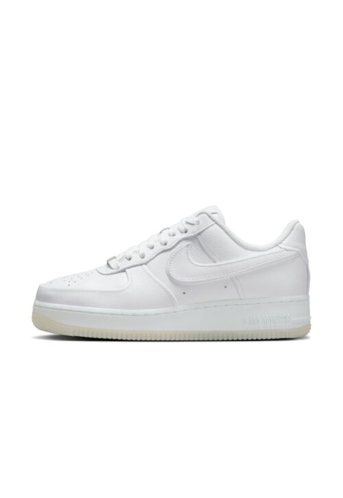 Бели спортни обувки A Ma Maniere x Wmns Air Force 1 Low 07 с естествена кожа