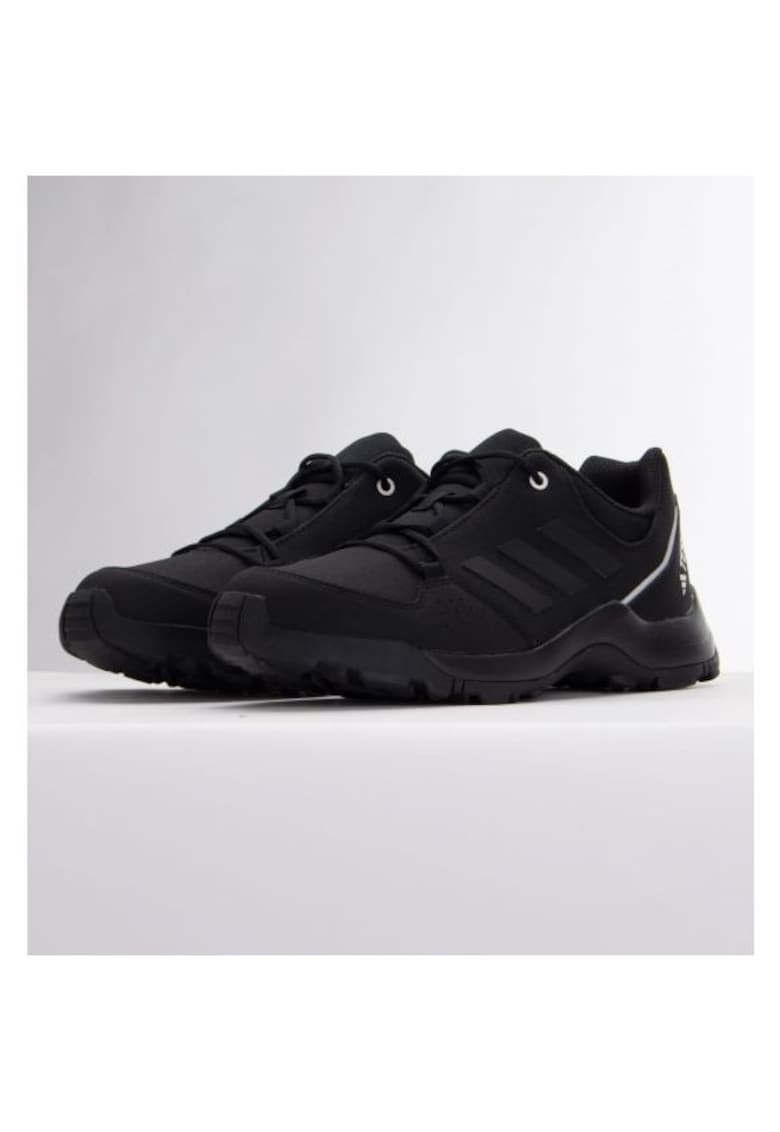 adidas Дамски спортни обувки BM165816 – Черни – Черен Намаления и отстъпки 3 Дамски спортни обувки BM165816 в черен цвят с връзки